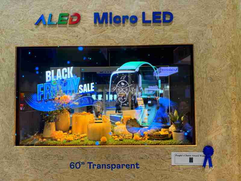 Wepay60吋高透明度Micro LED显示器获”最佳Micro LED技术应用奖”，，将Micro LED面板透明化之设计特性极致发挥，，以可扩展性无缝拼接技术打造，，具备600 nits全画面亮度、、、大于60%穿透率及超过NTSC 110%的优异广色域表现，，，可依需求灵活应用于各种场域